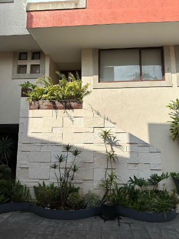 Hermosa casa en condominio Coyoacan