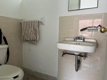 SE VENDE LOCAL COMERCIAL