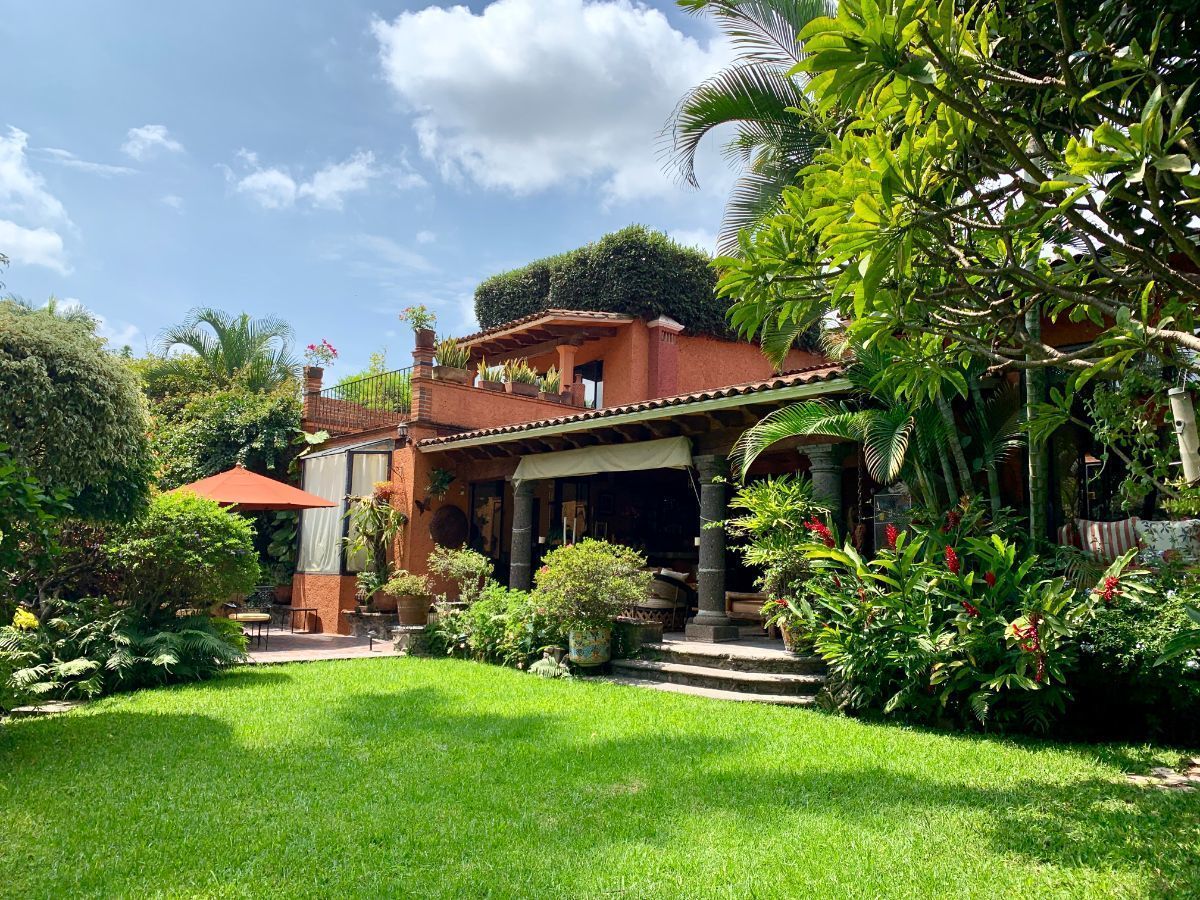 Imagen de casa en venta en jardines de acapatzingo, cuernavaca, morelos