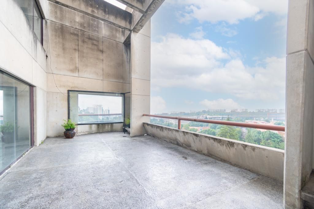 ASOMBROSO EDIFICIO EN RENTA EN SANTA FE