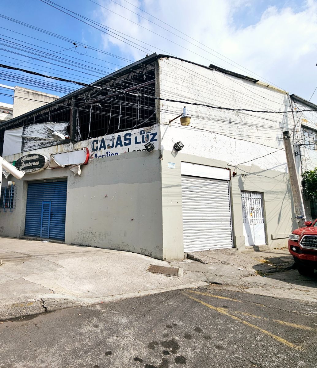 Bodega en Venta Eje Central Lázaro Cárdenas colonia Obrera Cuauhtémoc CDMX