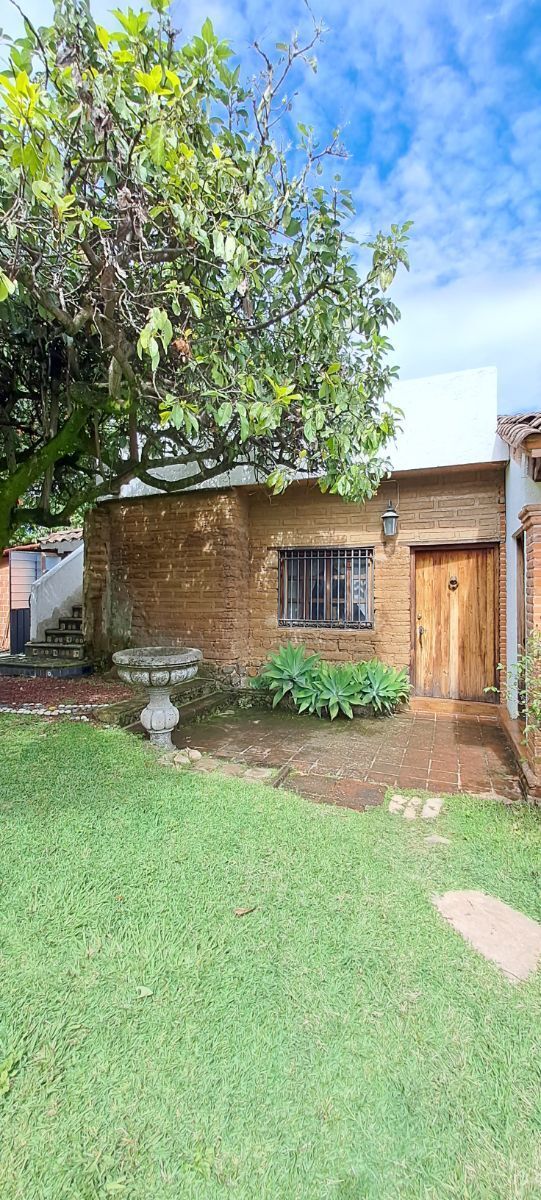 Casa en pueblo mágico una sola planta amplio terreno y vistas panorámicas