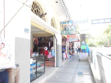 LOCAL COMERCIAL UBICADO EN EL CENTRO DE LA CIUDAD