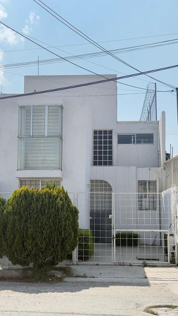 DR. ALT # 31, cómoda casa en excelente ubicación