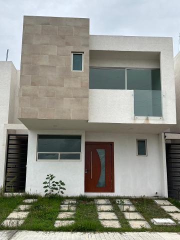 Venta de casa en Privada Camino Real