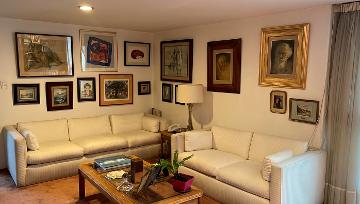 CASA EN VENTA EN EL PEDREGAL PARA REMODELAR