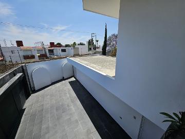 CASA EN FRACCIONAMIENTO EN SAN PEDRO CHOLULA PUE