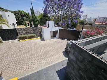 CASA EN FRACCIONAMIENTO EN SAN PEDRO CHOLULA PUE