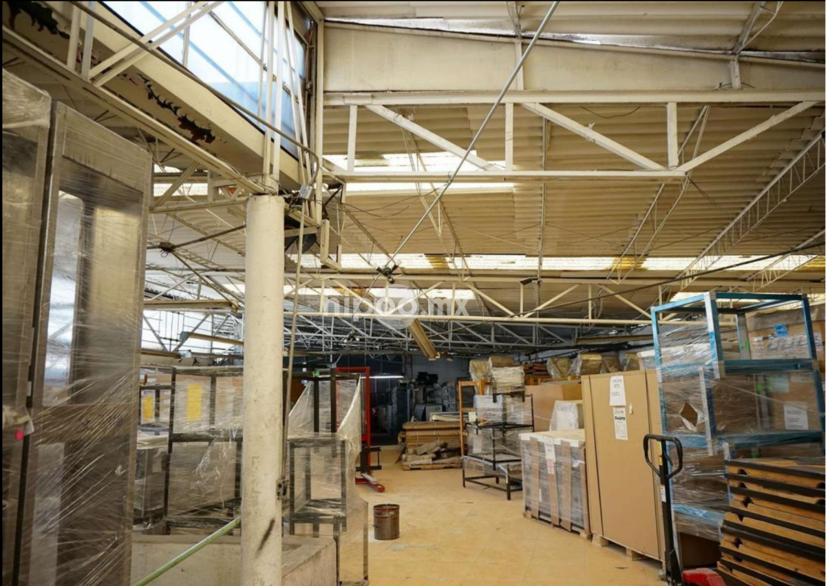 Bodega en Venta en NAUCALPAN.