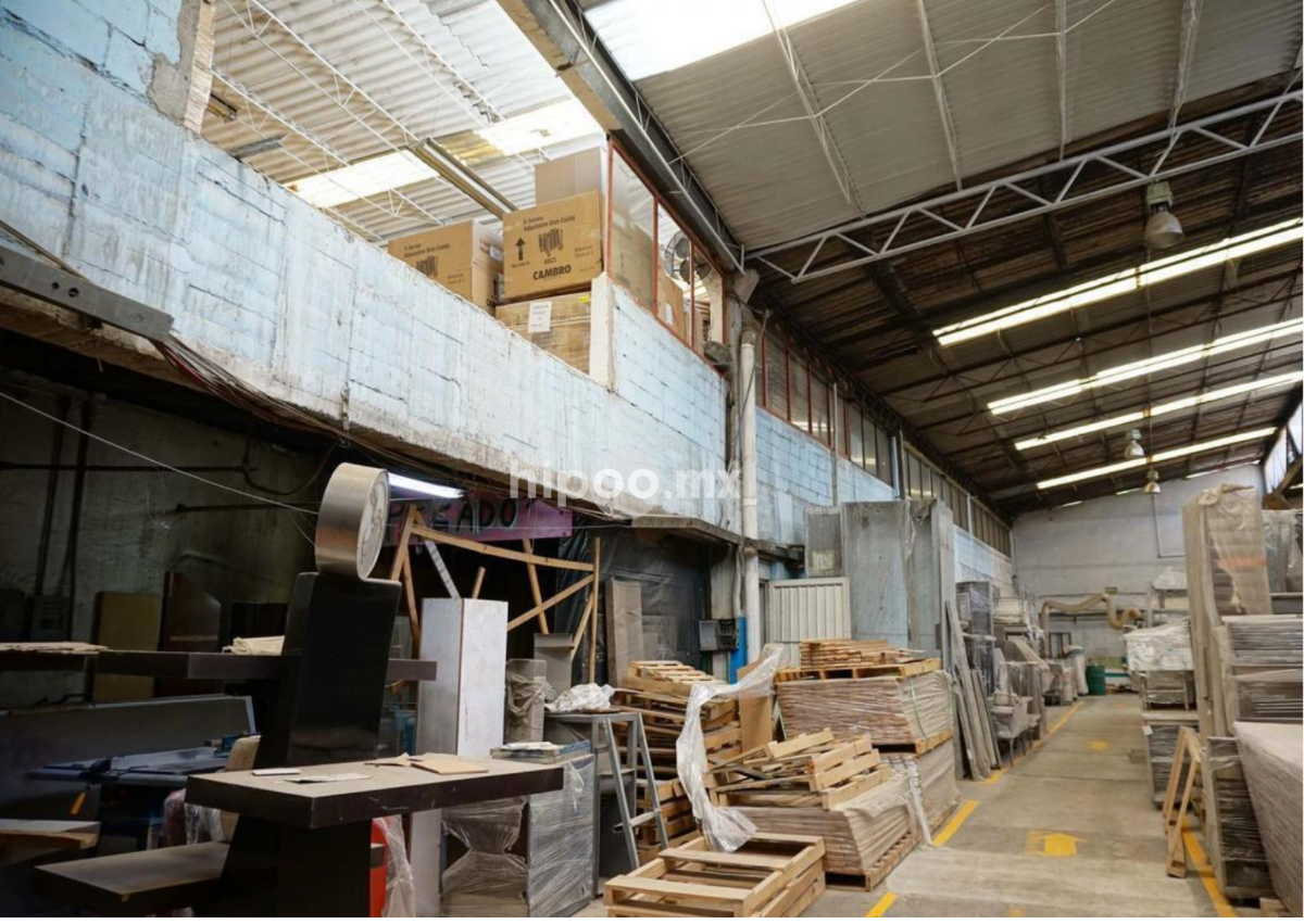 Bodega en Venta en NAUCALPAN.