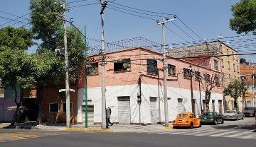 TERRENO EN VENTA EN ESQUINA HO6 CUAUHTÉMOC