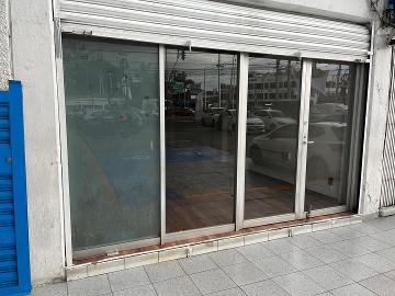LOCAL U OFICINA EN PLAZA COMERCIAL EN EL ROSEDAL