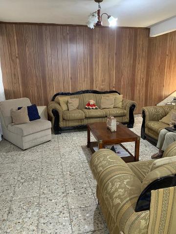 CASA EN RENTA O VENTA A UNA CALLE DE PLAZA ORIENTE