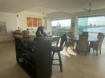 ACAPULCO DIAMANTE BELLISIMA CASA EN CERRADA