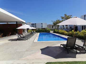 Casa con alberca en Puerto Vallarta