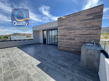 Se Vende Casa Residencial en Lomas de Angelópolis 