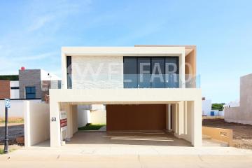 Casa en Venta en Altabrisa en Mazatlán, México