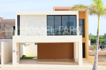 Casa en Venta en Altabrisa en Mazatlán, México