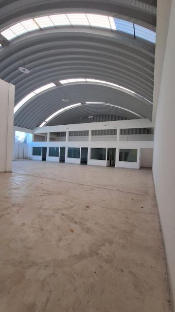 ESPACIOSA BODEGA EN VENTA