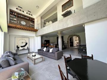 LOMAS COUNTRY CLUB PRECIOSA RESIDENCIA EN VENTA