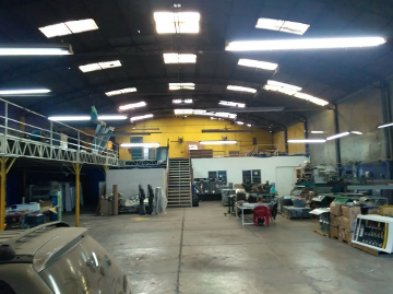 Bodega cerca central de abastos