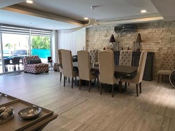 Villa privada en Playa Diamante Acapulco de Juárez