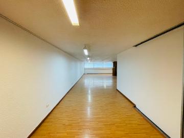 Vende Oficina Col. Ciudad de los Deportes Mixco