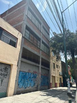 Bodega Comercial en Venta con Excelente Ubicación