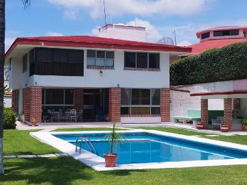Exclusiva Casa en el Prestigioso Fraccionamiento