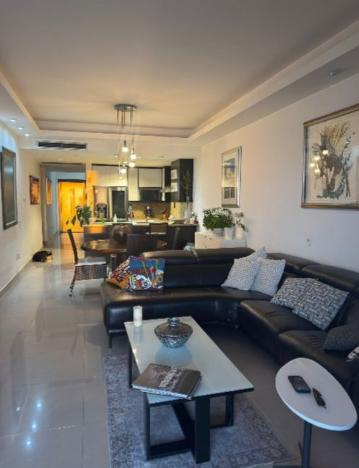 En Venta Maravillosa Propiedad Frente al Mar