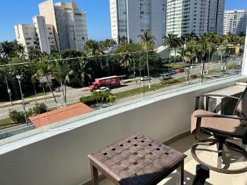 Departamento Impecable en Condominio Lobayan