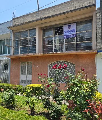 CASA EN VENTA PARA REMODELAR