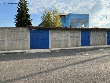 CASA CON AMPLIO TERRENO EN TIZATLAN TLAXCALA